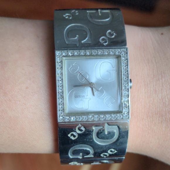 Guess watch - Picture 1 of 2